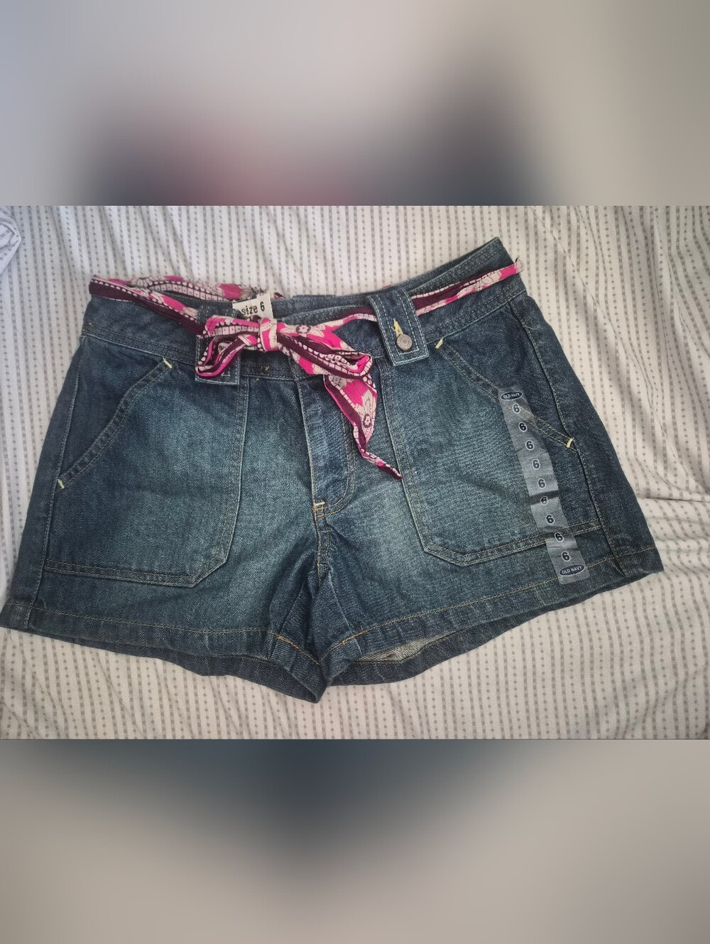 Old Navy Low Waist Women’s Denim Shorts with Pink Bandana Tie